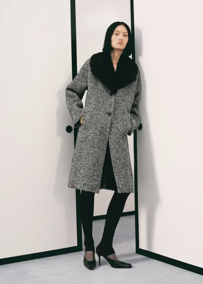 Cappotto screziato con collo in pelliccia Cappotto screziato con collo in pelliccia