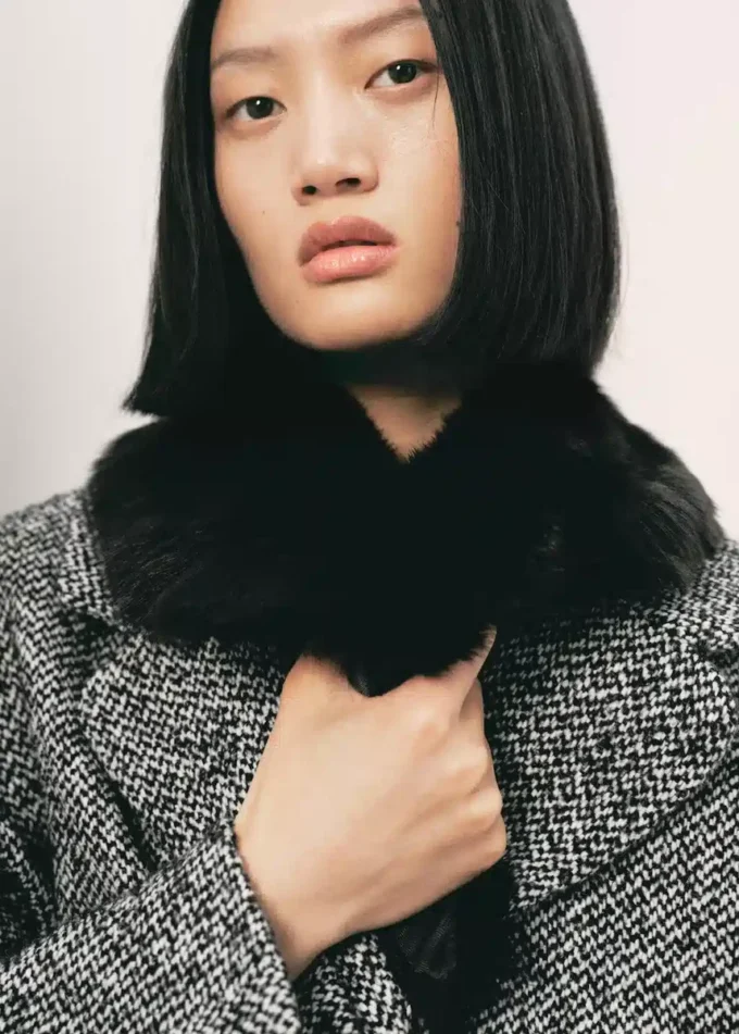 Cappotto screziato con collo in pelliccia Cappotto screziato con collo in pelliccia