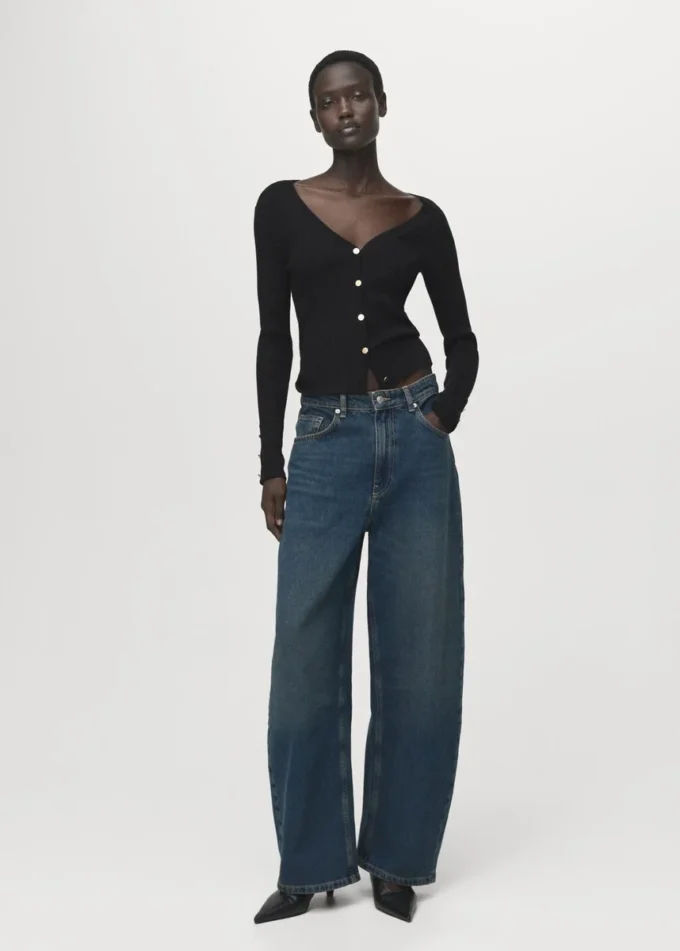 Cardigan con bottoni a costine Cardigan con bottoni a costine