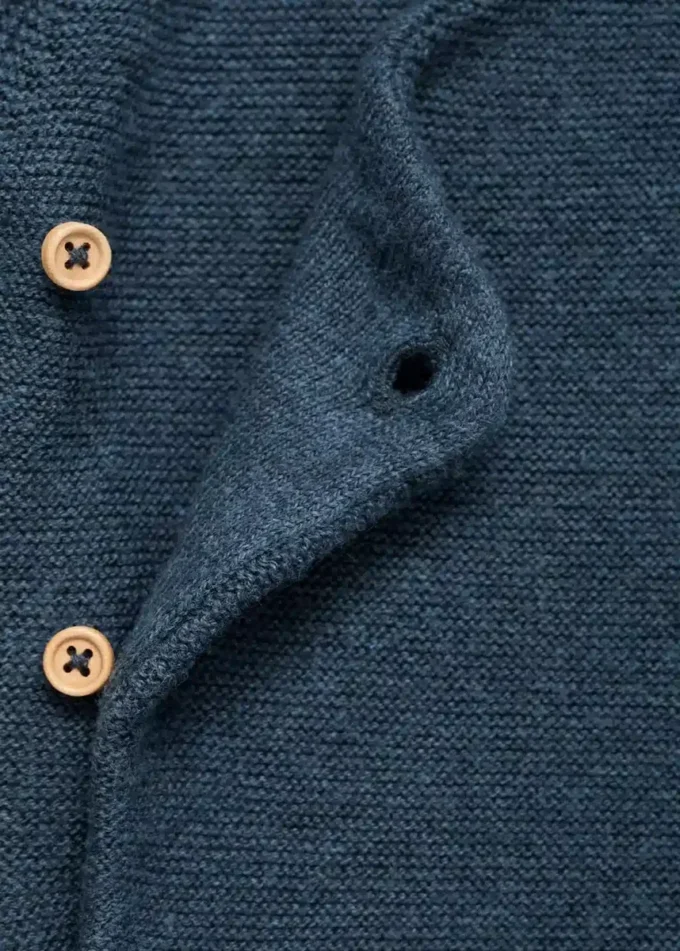 Cardigan con cappuccio in maglia Cardigan con cappuccio in maglia