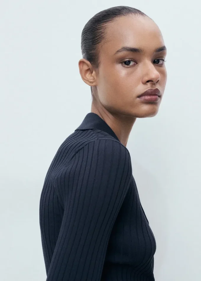 Cardigan con collo a revers a costine Cardigan con collo a revers a costine