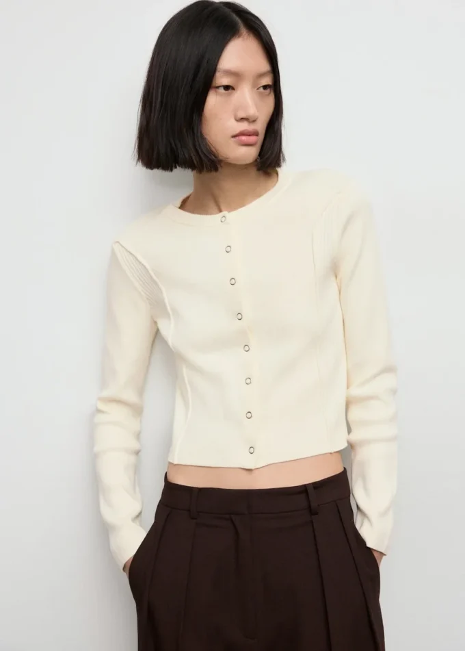 Cardigan in maglia a coste Cardigan in maglia a coste