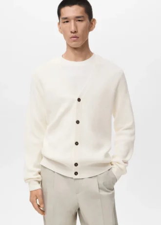 Cardigan in maglia a coste con bottoni