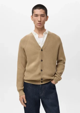 Cardigan in maglia a coste con bottoni