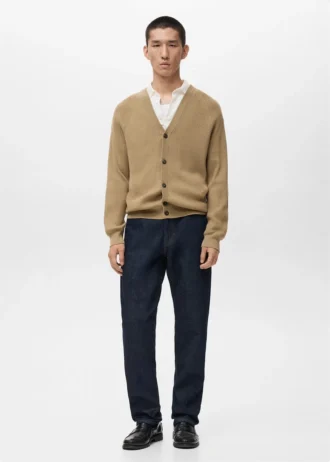 Cardigan in maglia a coste con bottoni