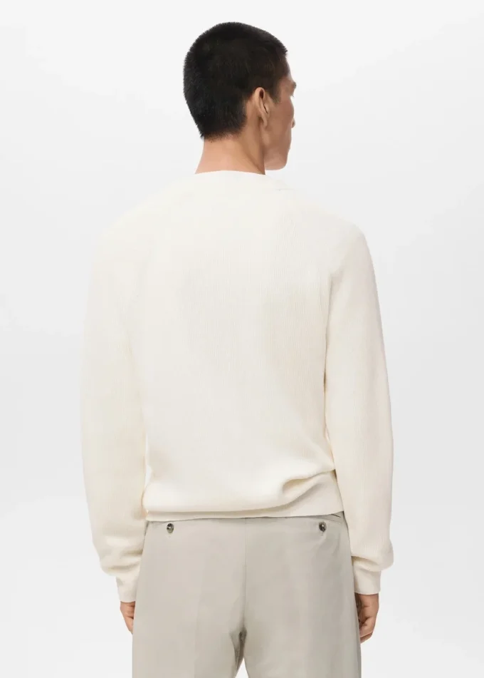 Cardigan in maglia a coste con bottoni Cardigan in maglia a coste con bottoni