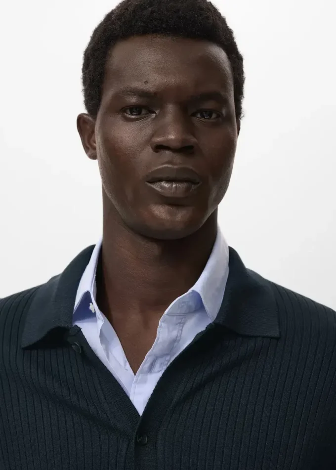 Cardigan in maglia a costine Cardigan in maglia a costine