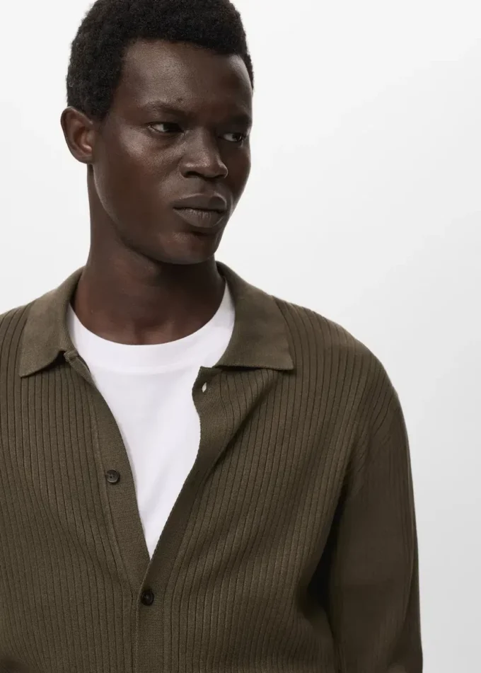 Cardigan in maglia a costine Cardigan in maglia a costine