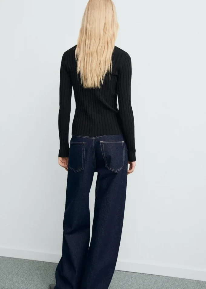 Cardigan in maglia a costine sottili Cardigan in maglia a costine sottili