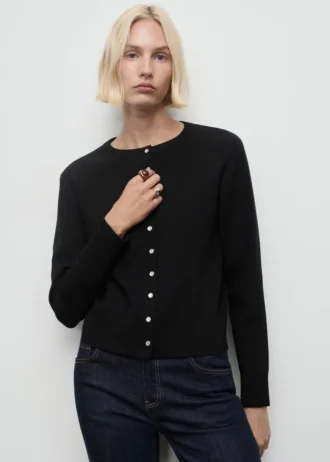 Cardigan in maglia con bottoni Cardigan in maglia con bottoni