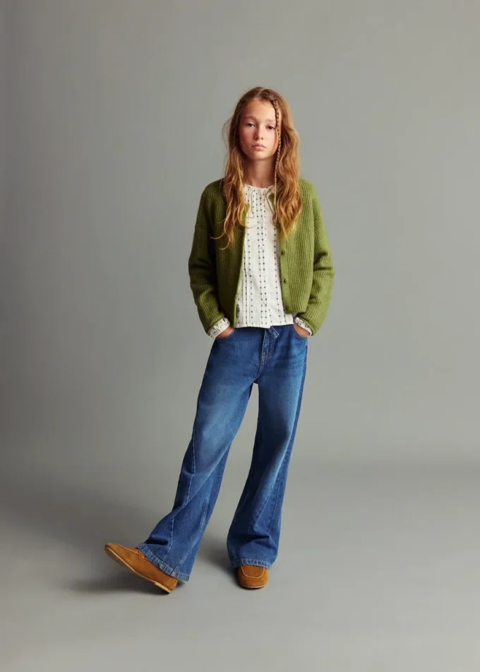 Cardigan in maglia con bottoni Cardigan in maglia con bottoni