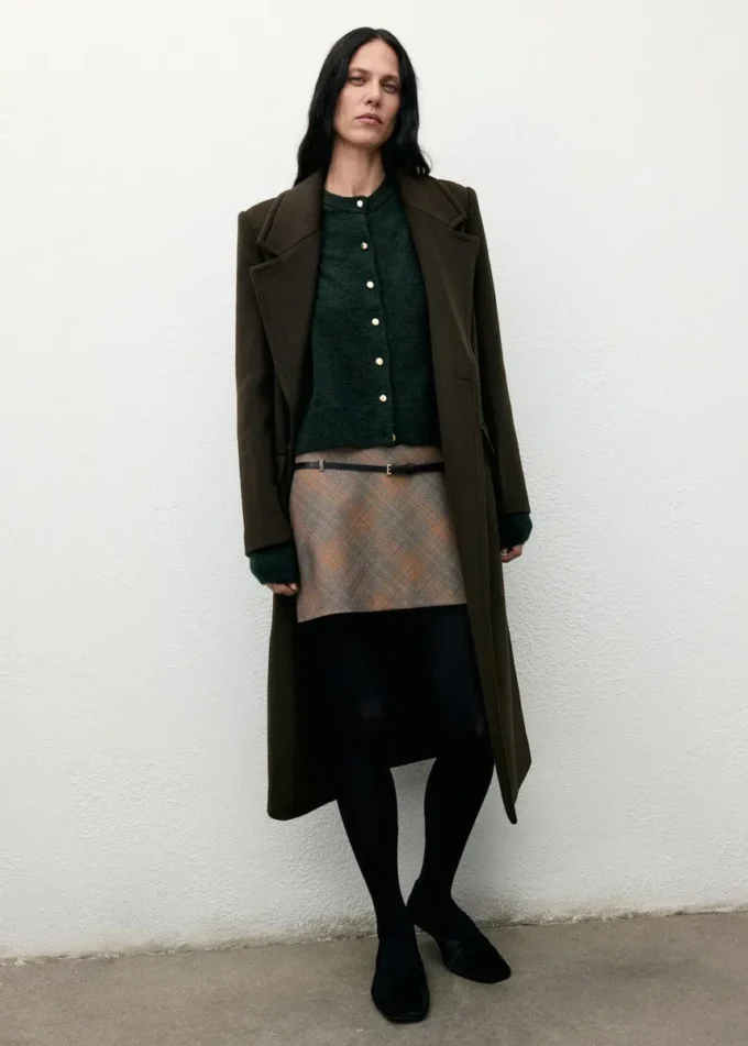 Cardigan in maglia con bottoni Cardigan in maglia con bottoni