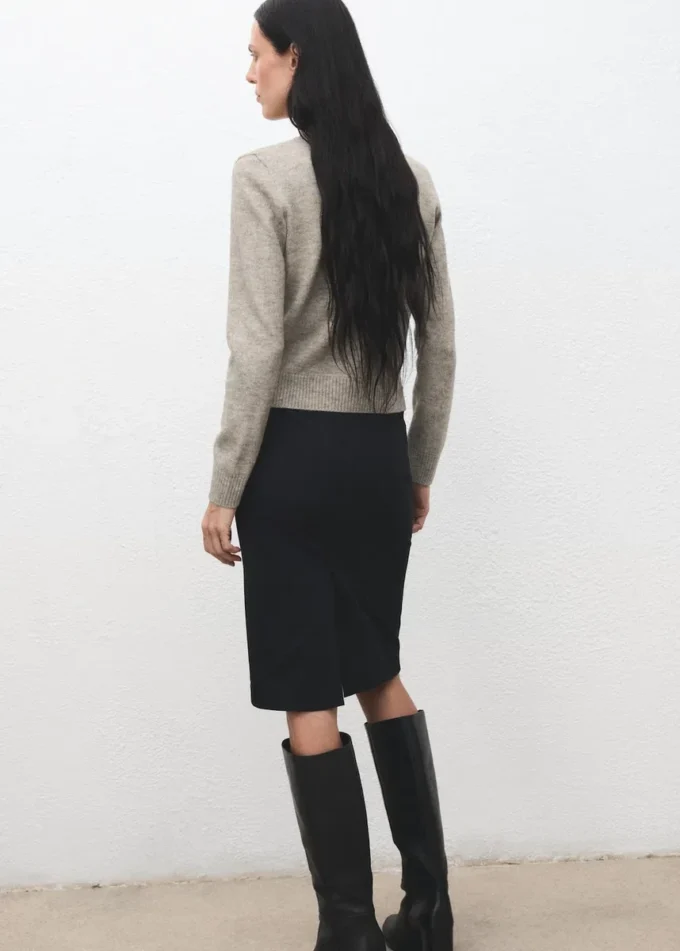 Cardigan in maglia con bottoni Cardigan in maglia con bottoni