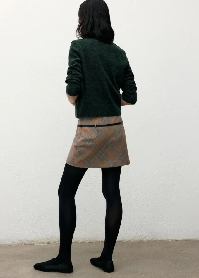 Cardigan in maglia con bottoni Cardigan in maglia con bottoni