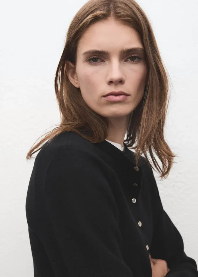 Cardigan in maglia con bottoni Cardigan in maglia con bottoni