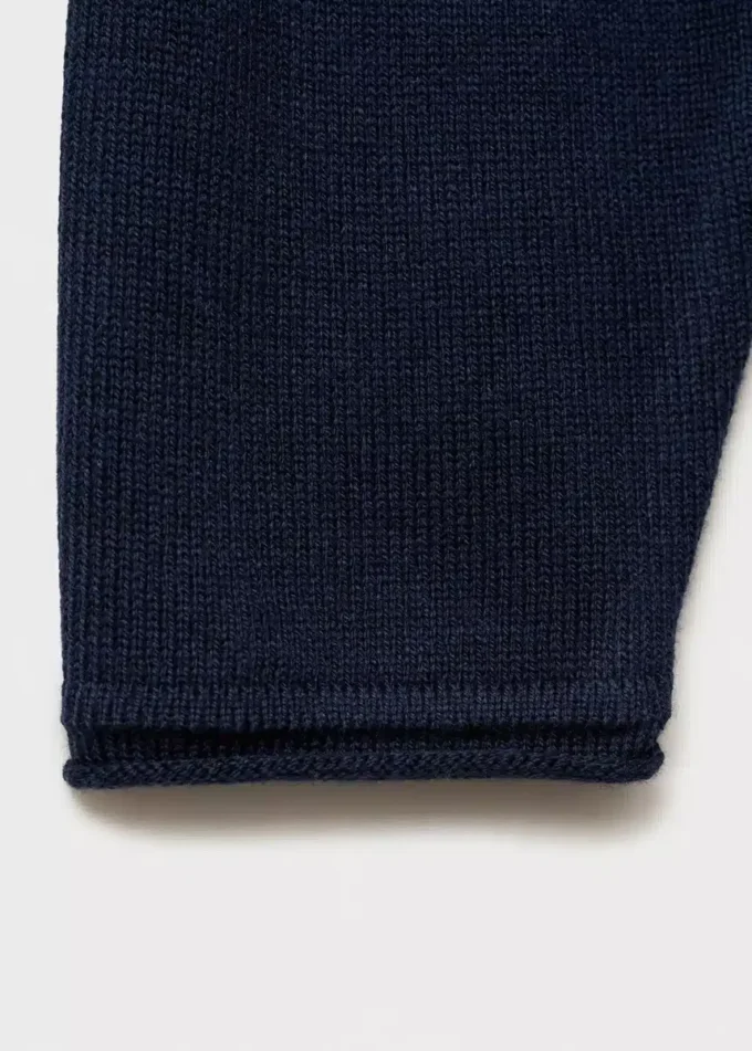 Cardigan in maglia con bottoni Cardigan in maglia con bottoni