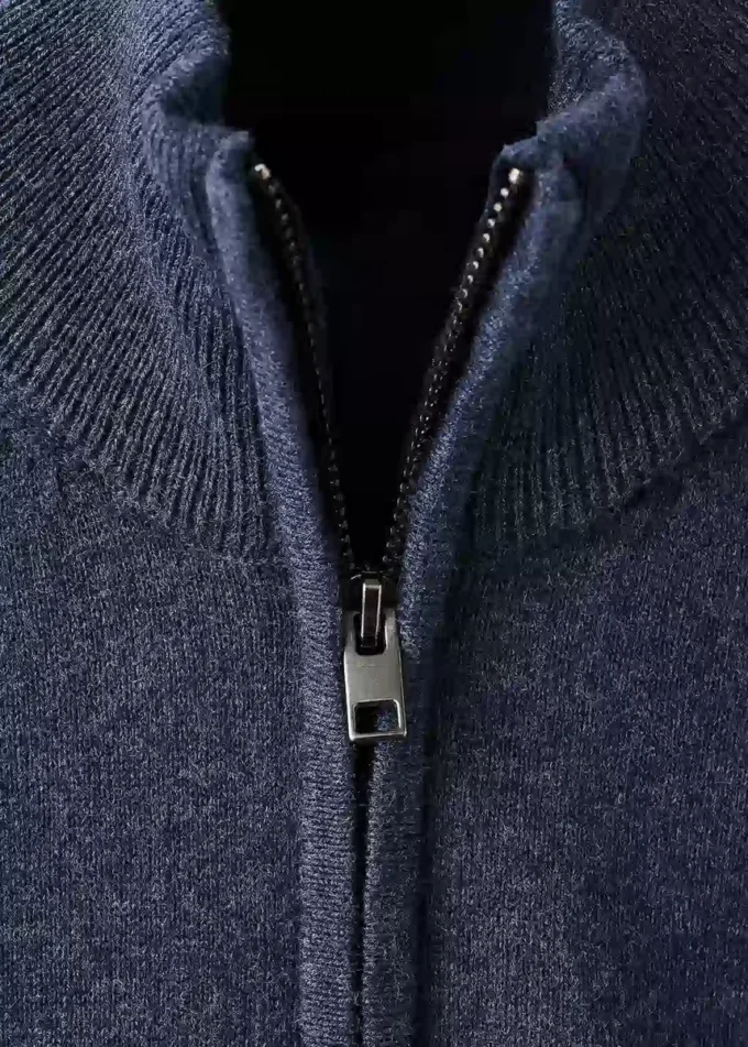 Cardigan in maglia con zip Cardigan in maglia con zip