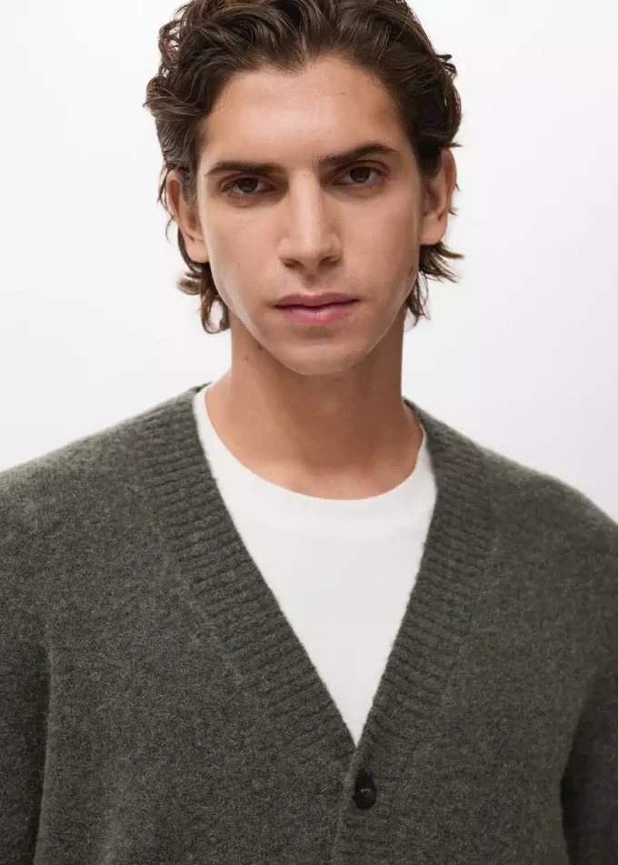 Cardigan in misto lana lavorato a maglia Cardigan in misto lana lavorato a maglia