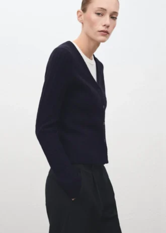 Cardigan lavorato a maglia intrecciata Cardigan lavorato a maglia intrecciata