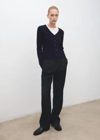 Cardigan lavorato a maglia intrecciata Cardigan lavorato a maglia intrecciata