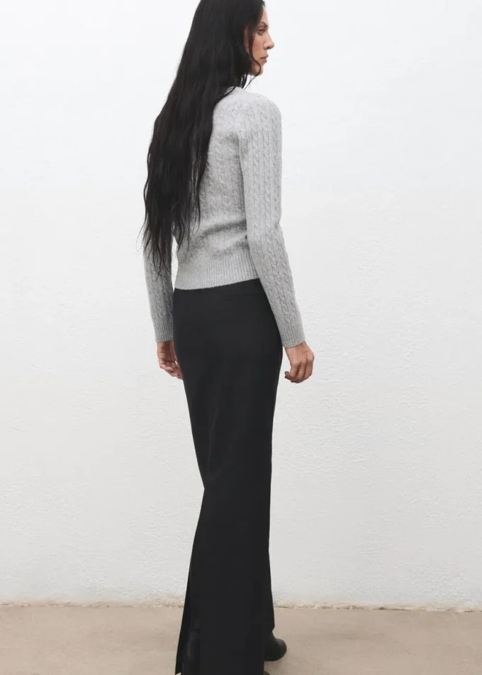 Cardigan lavorato a maglia intrecciata Cardigan lavorato a maglia intrecciata