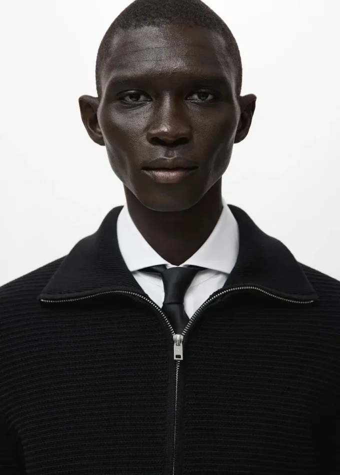 Cardigan strutturato in maglia con zip Cardigan strutturato in maglia con zip