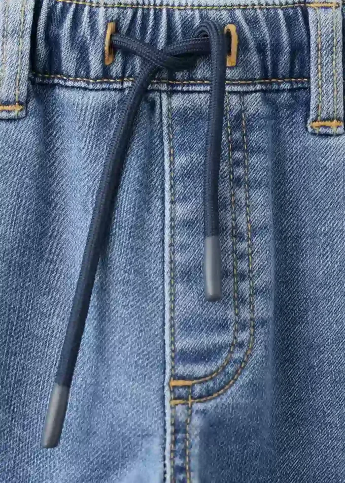 Comodi jeans con coulisse