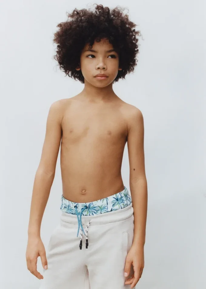 Costume da bagno con stampa palme Costume da bagno con stampa palme