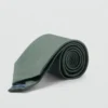Cravatta in seta tinta unita Cravatta in seta tinta unita