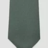 Cravatta in seta tinta unita Cravatta in seta tinta unita