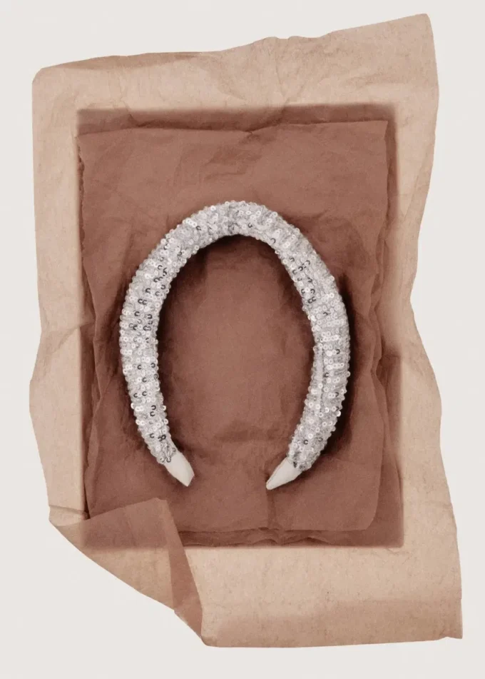 Fascia per capelli con paillettes luccicanti