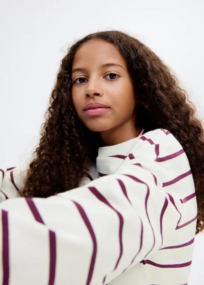 Felpa a righe ricamata