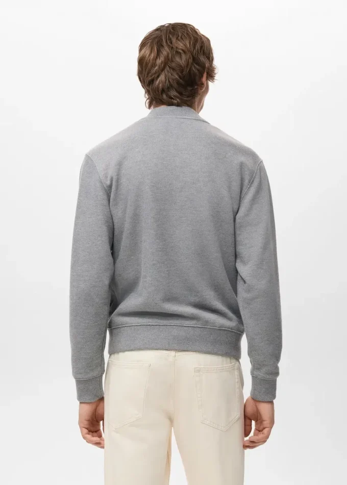 Felpa bomber con cappuccio e zip Felpa bomber con cappuccio e zip