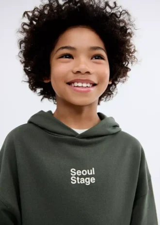 Felpa con cappuccio stampata