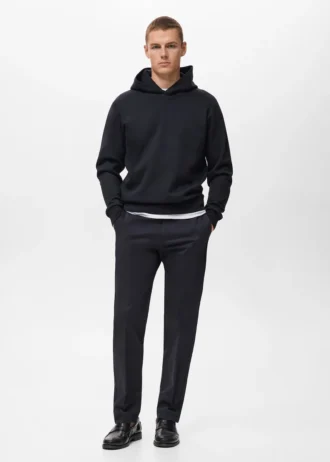 Felpa con cappuccio vestibilità regolare