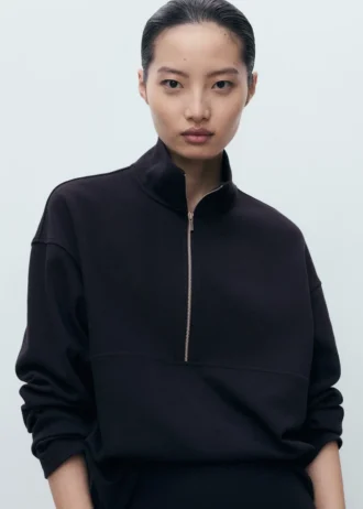 Felpa con collo alto e zip