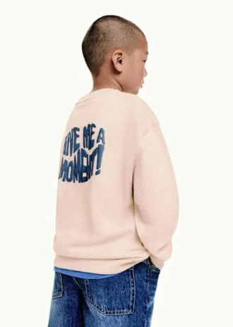 Felpa con testo in rilievo