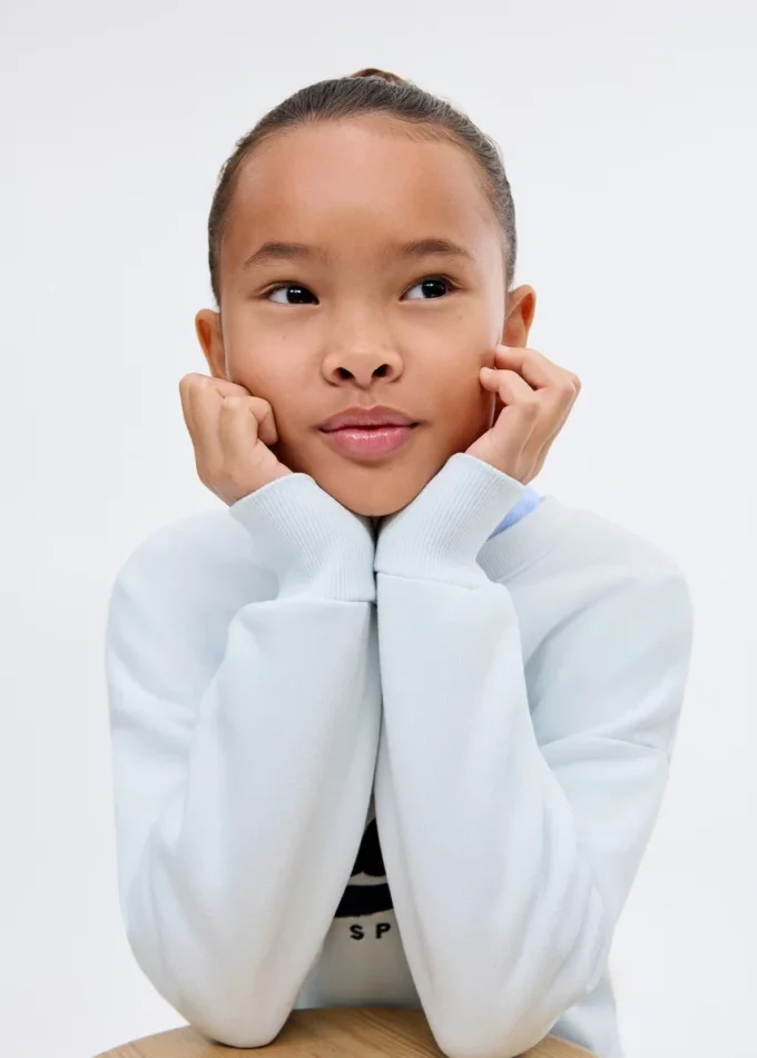 Felpa ricamata Snoopy Felpa ricamata Snoopy