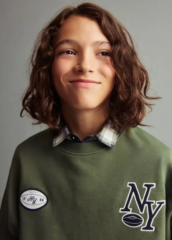 Felpa stampata ricamata Felpa stampata ricamata