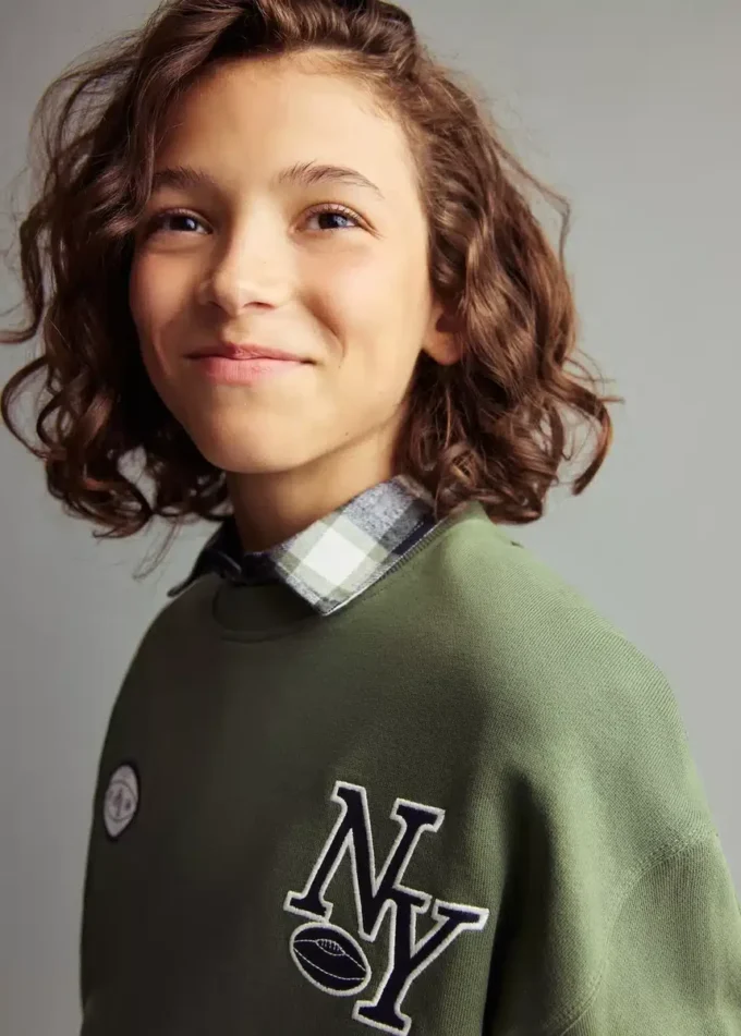 Felpa stampata ricamata Felpa stampata ricamata