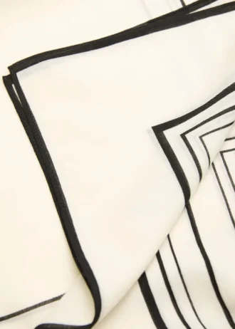 Foulard 100% lana con stampa geometrica