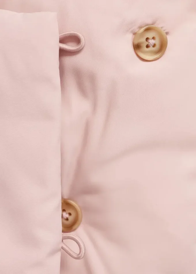 Giacca a vento con cappuccio effetto shearling Giacca a vento con cappuccio effetto shearling