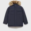 Giacca a vento con cappuccio effetto shearling Giacca a vento con cappuccio effetto shearling