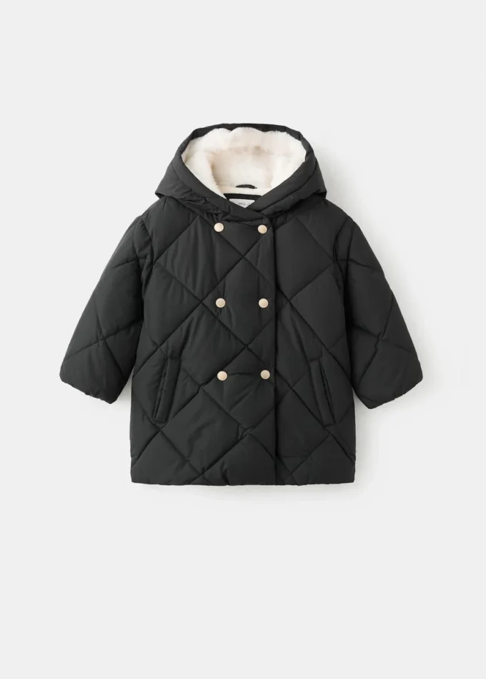 Giacca a vento lunga con fodera effetto pelliccia Giacca a vento lunga con fodera effetto pelliccia