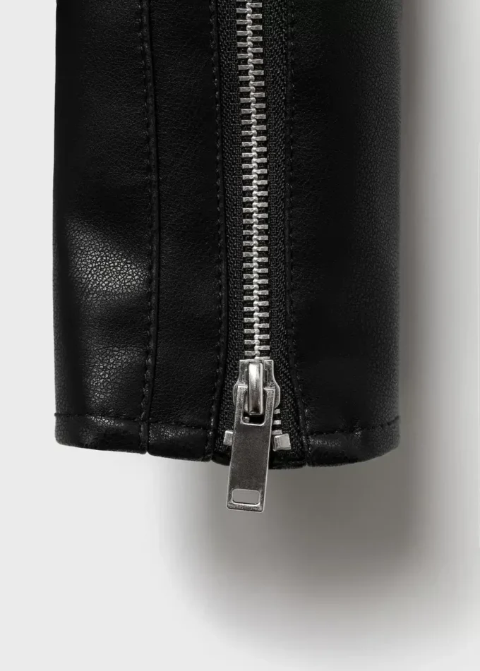 Giacca biker effetto pelle Giacca biker effetto pelle