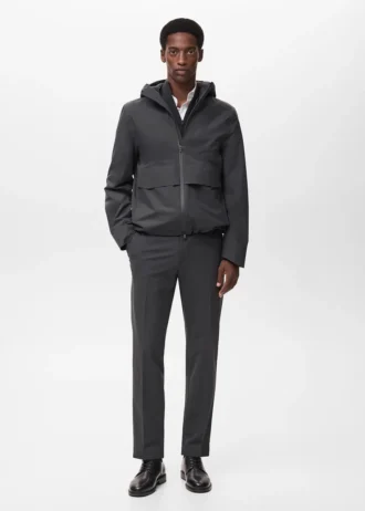 Giacca con cappuccio idrorepellente