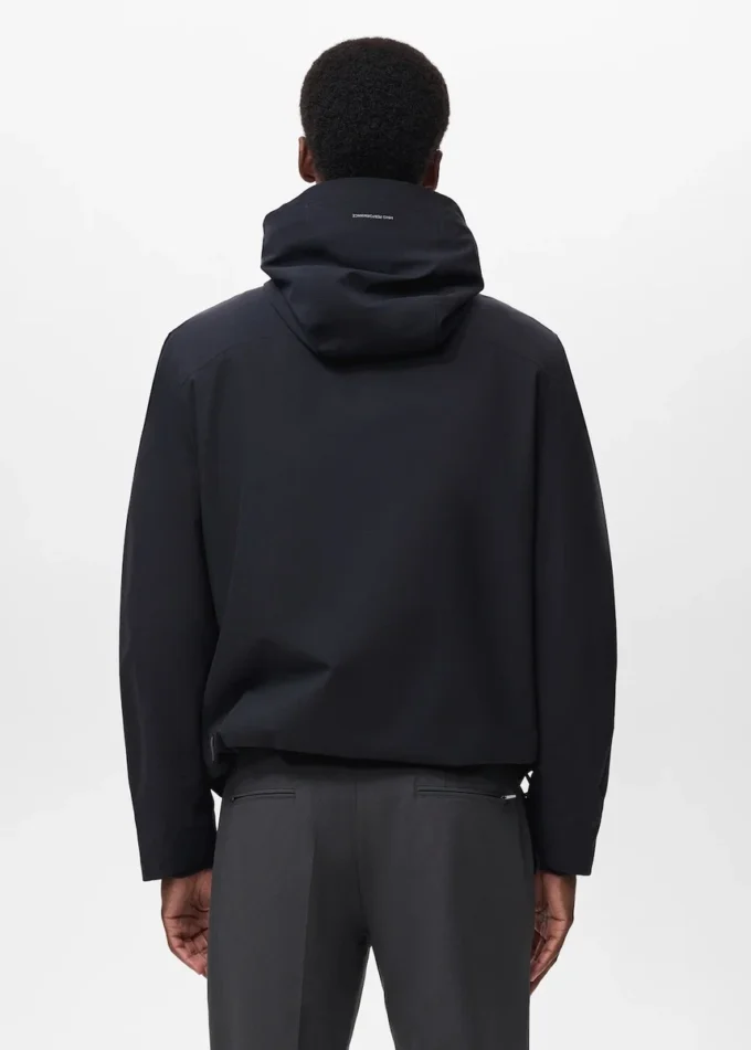 Giacca con cappuccio idrorepellente