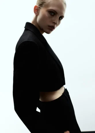 Giacca corta in lana