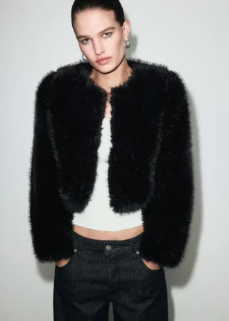 Giacca corta in pelliccia sintetica