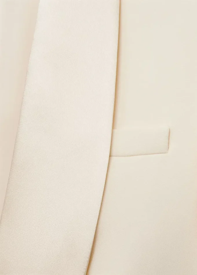 Giacca da completo con revers in raso Giacca da completo con revers in raso